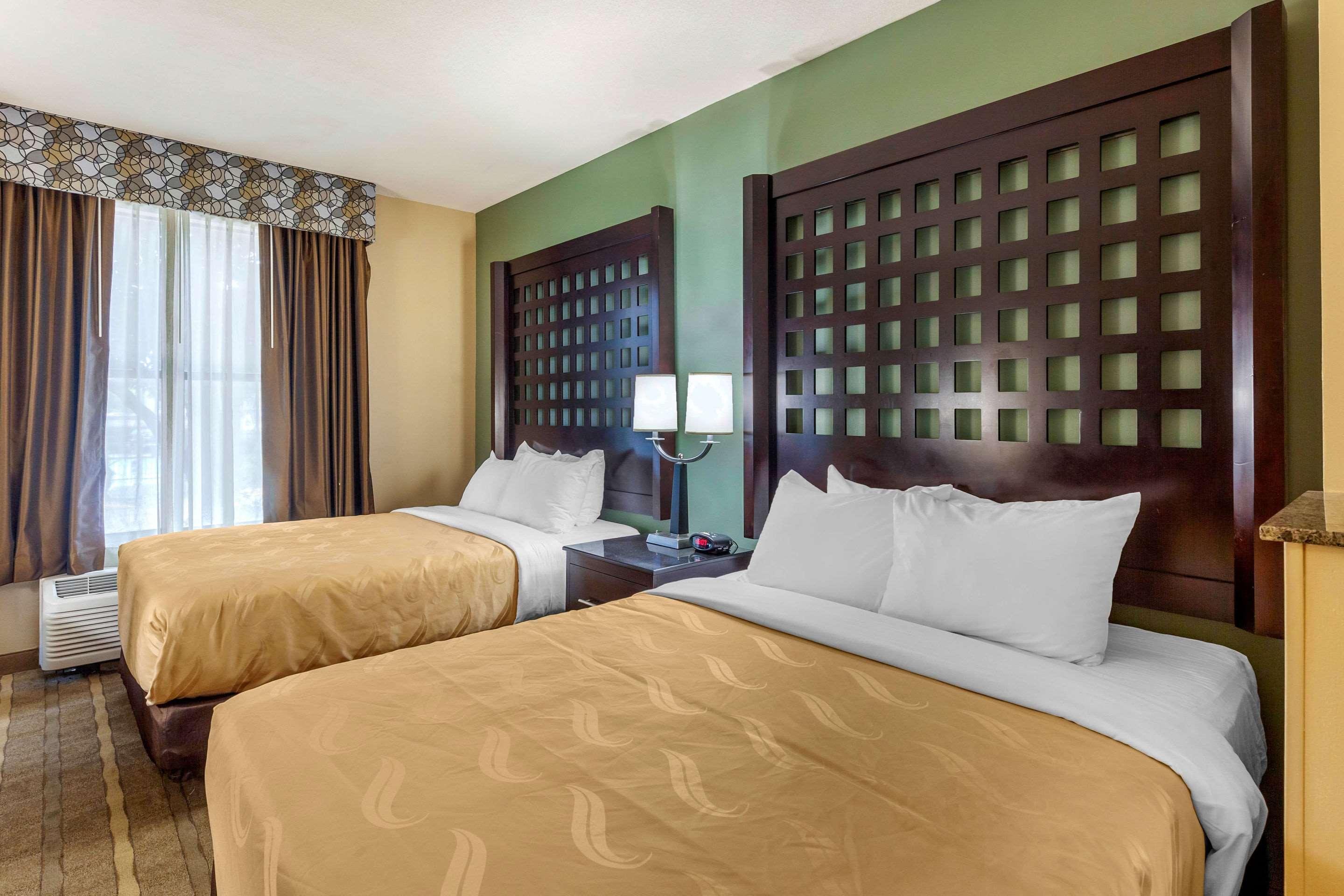 Quality Inn & Suites Durant Bagian luar foto